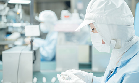 プラシーズで働く